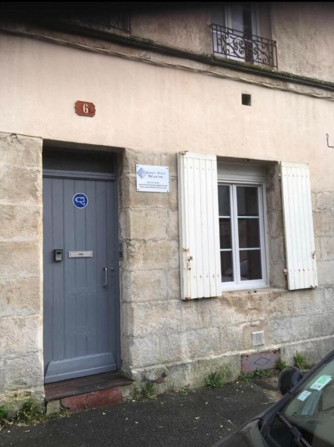 Le Printemps De Melusine Apartman Niort Kültér fotó
